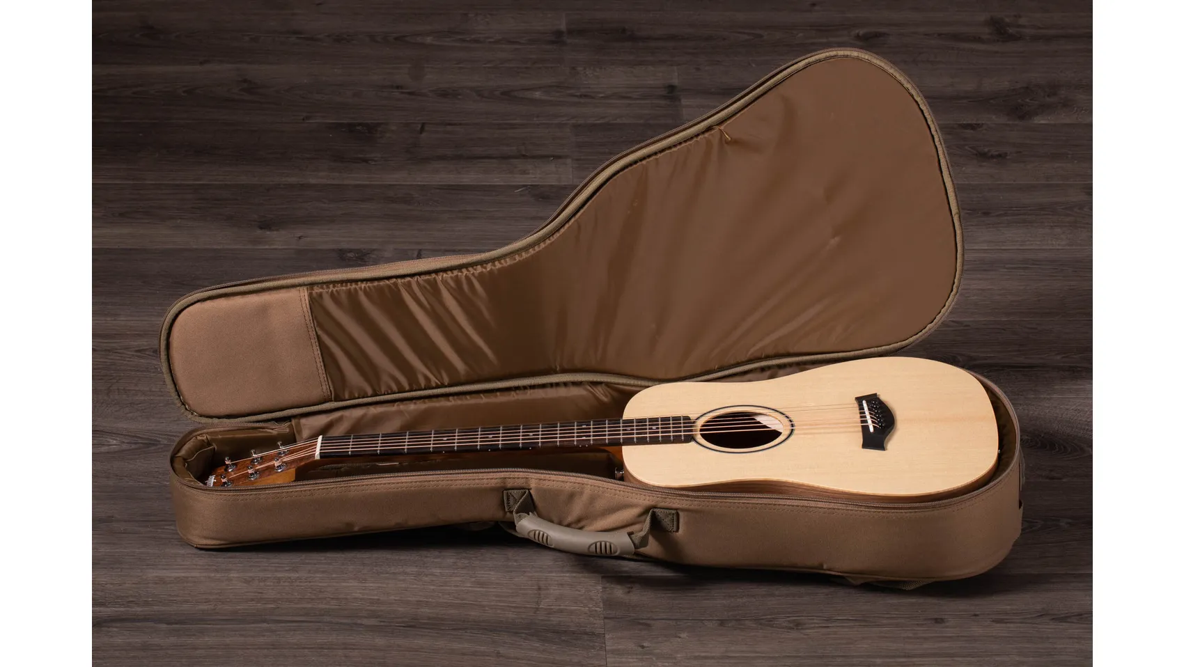 ギター Baby Taylor BT1e BT1eLayered Walnutアコースティック 