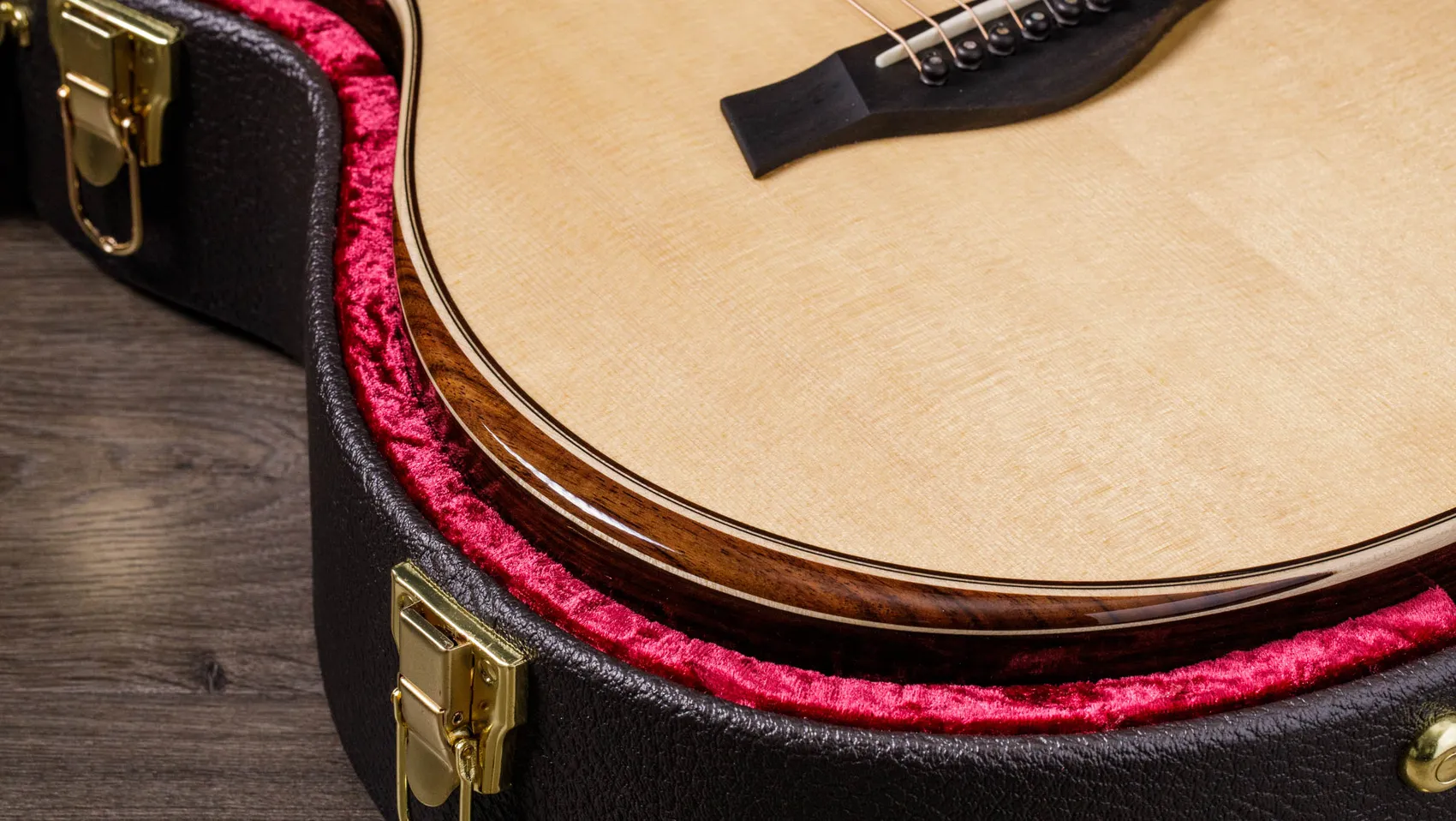 812ceIndian Rosewoodアコースティックエレクトリックギター | Taylor