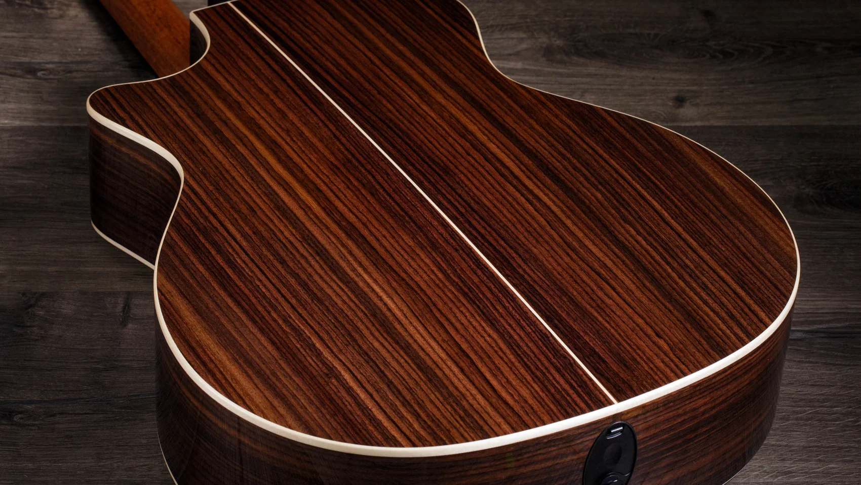 814ceIndian Rosewoodアコースティックエレクトリックギター | Taylor