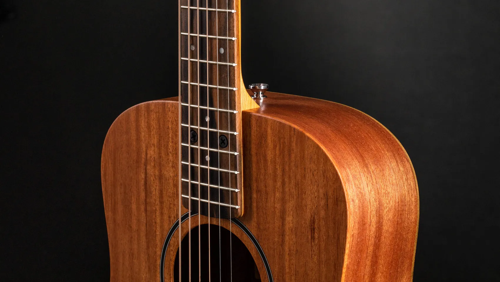 Baby Mahogany (BT2)Layered Sapeleアコースティックギター | Taylor 