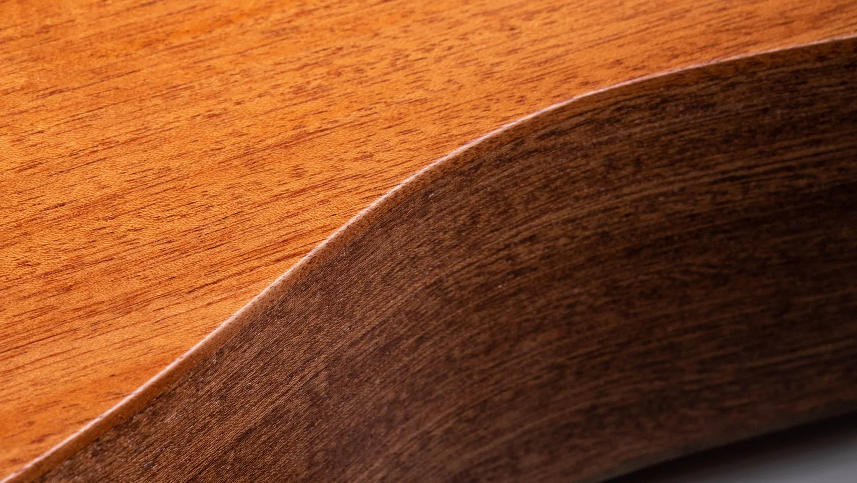 Baby Mahogany (BT2)Layered Sapeleアコースティックギター | Taylor