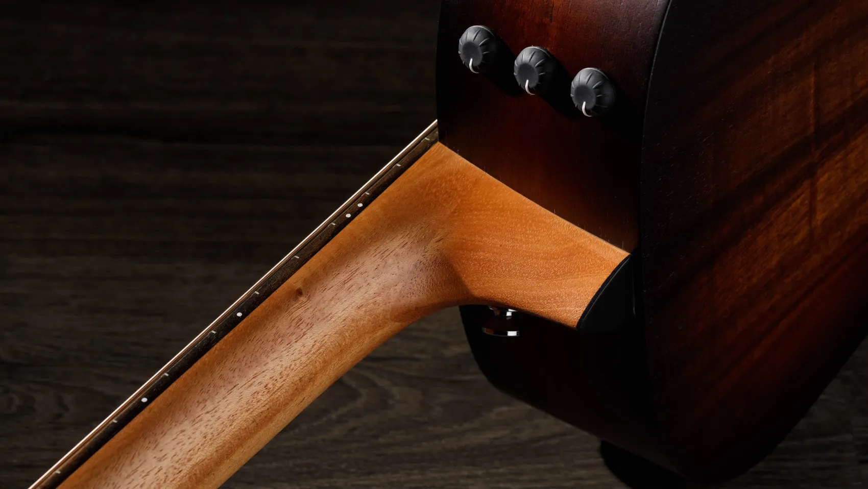 GS Mini-e Koa Plus レイヤード・コアアコースティック 