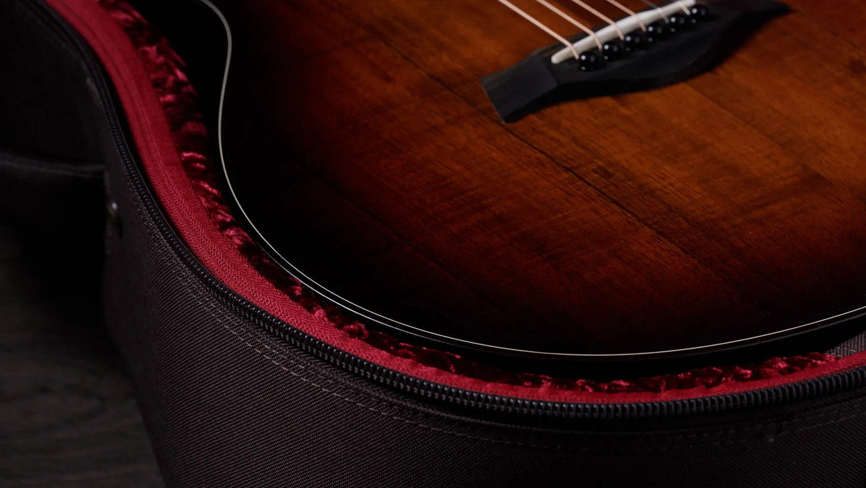 GS Mini-e Koa Plus レイヤード・コアアコースティック