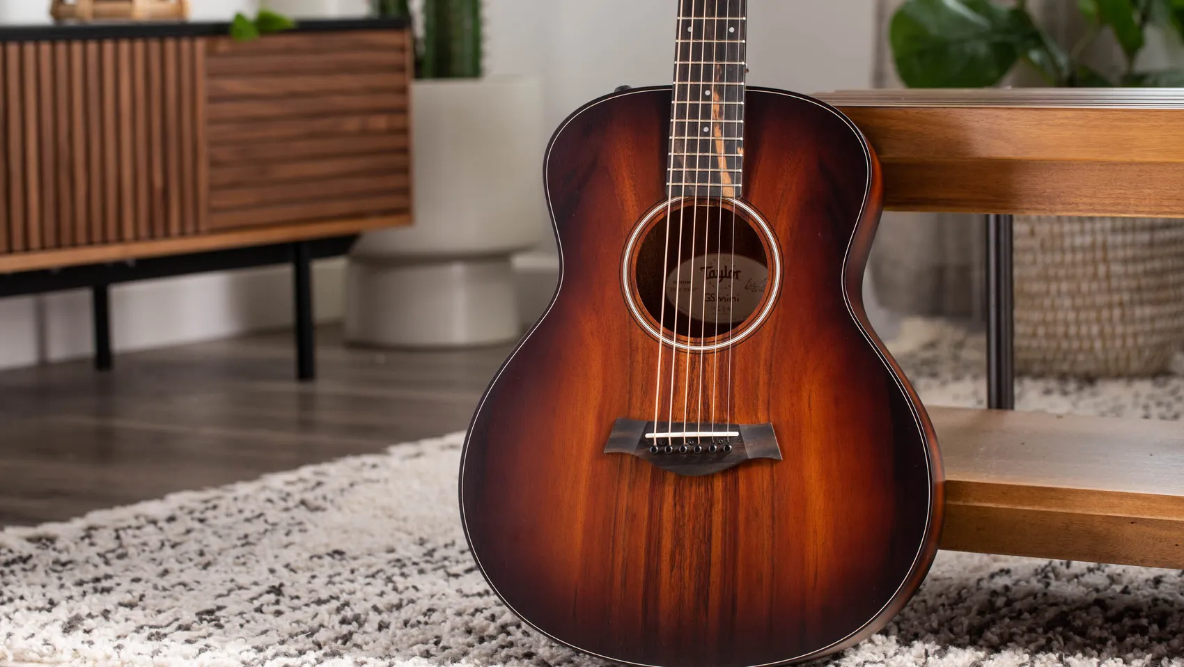 GS Mini-e Koa Plus レイヤード・コアアコースティック 