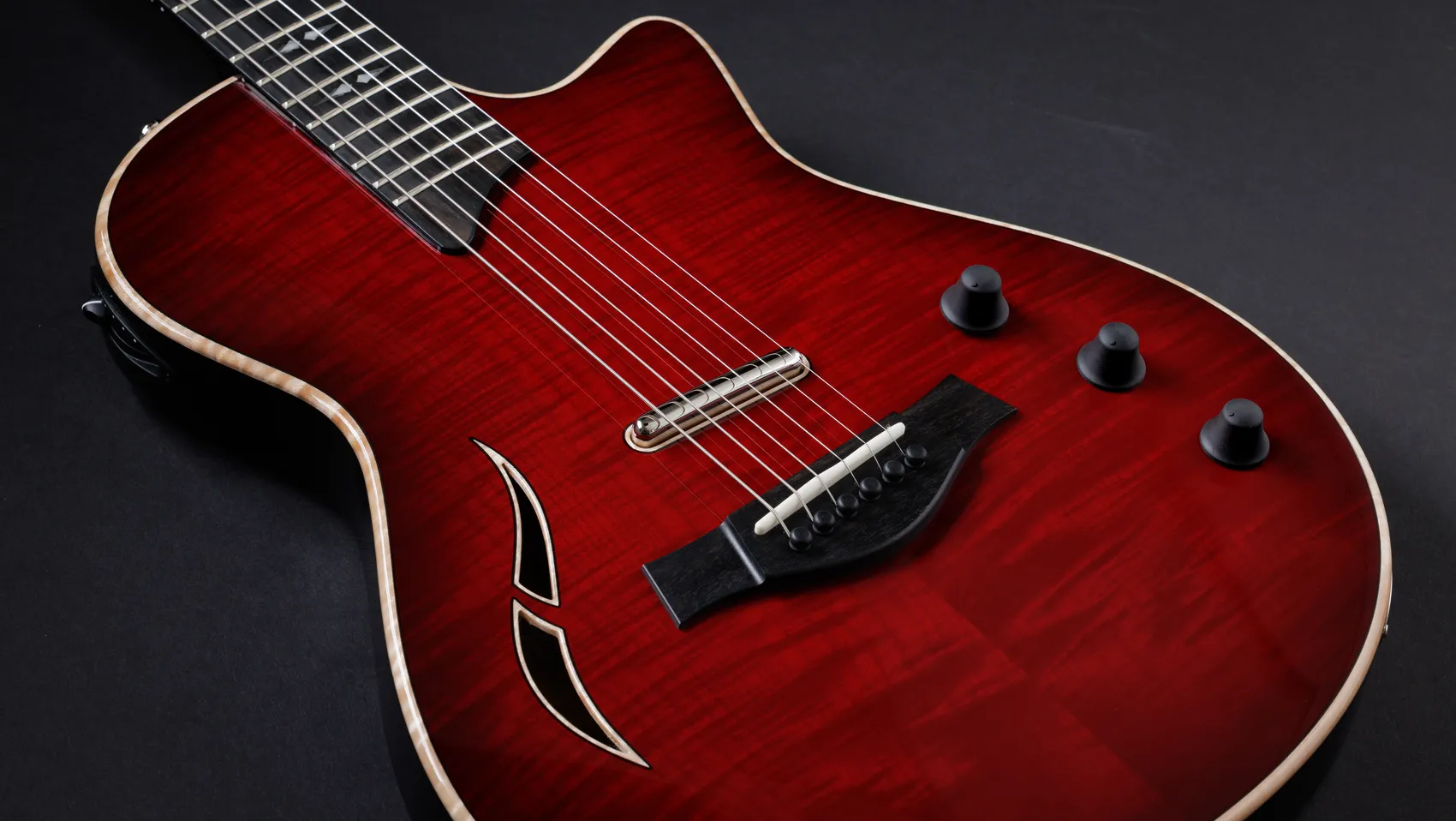 T5z Pro シャメル アッシュ アコースティックギター (2023) | Taylor