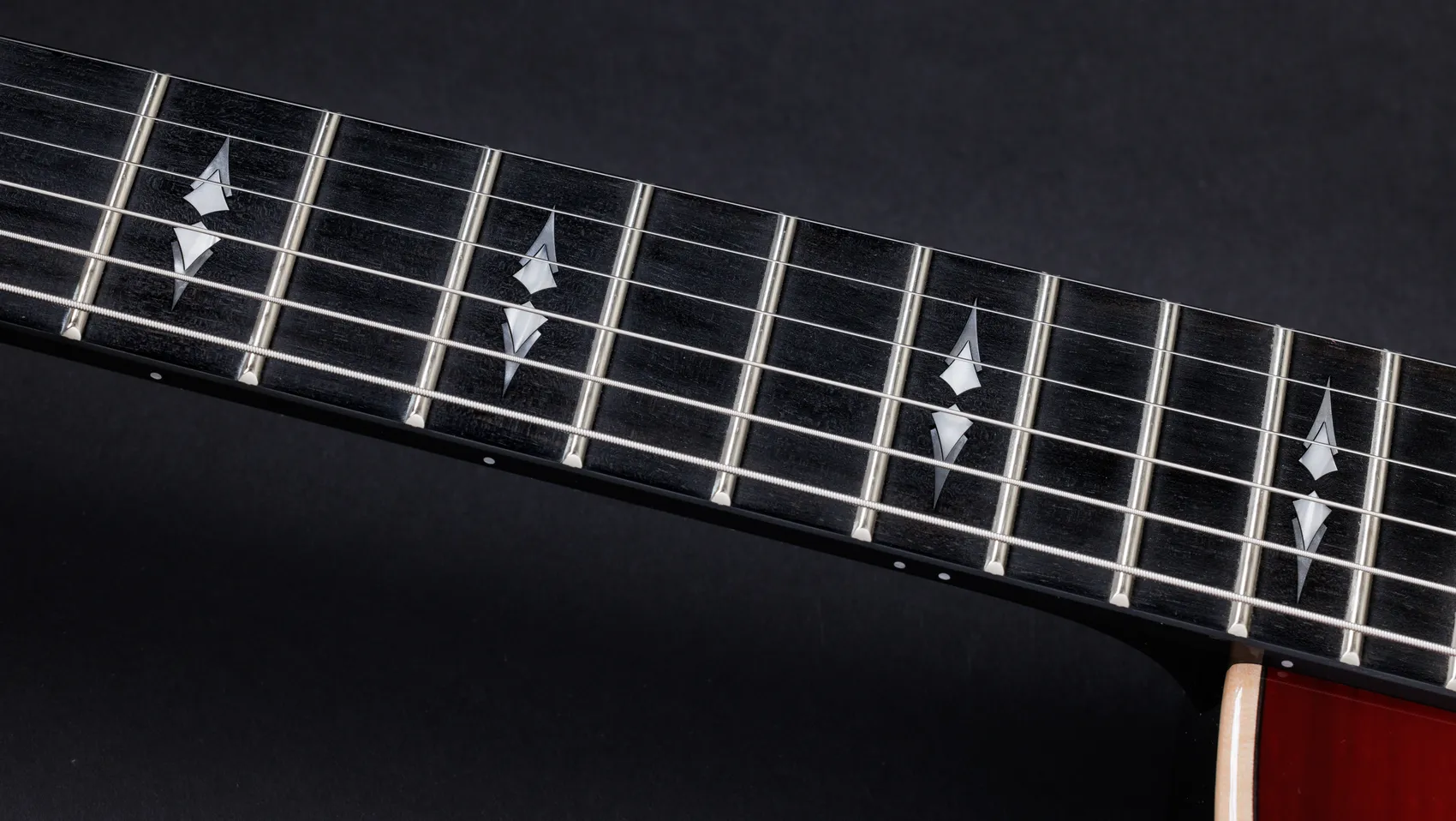 T5z Pro、カイエンレッド シャメルアッシュ アコースティックギター