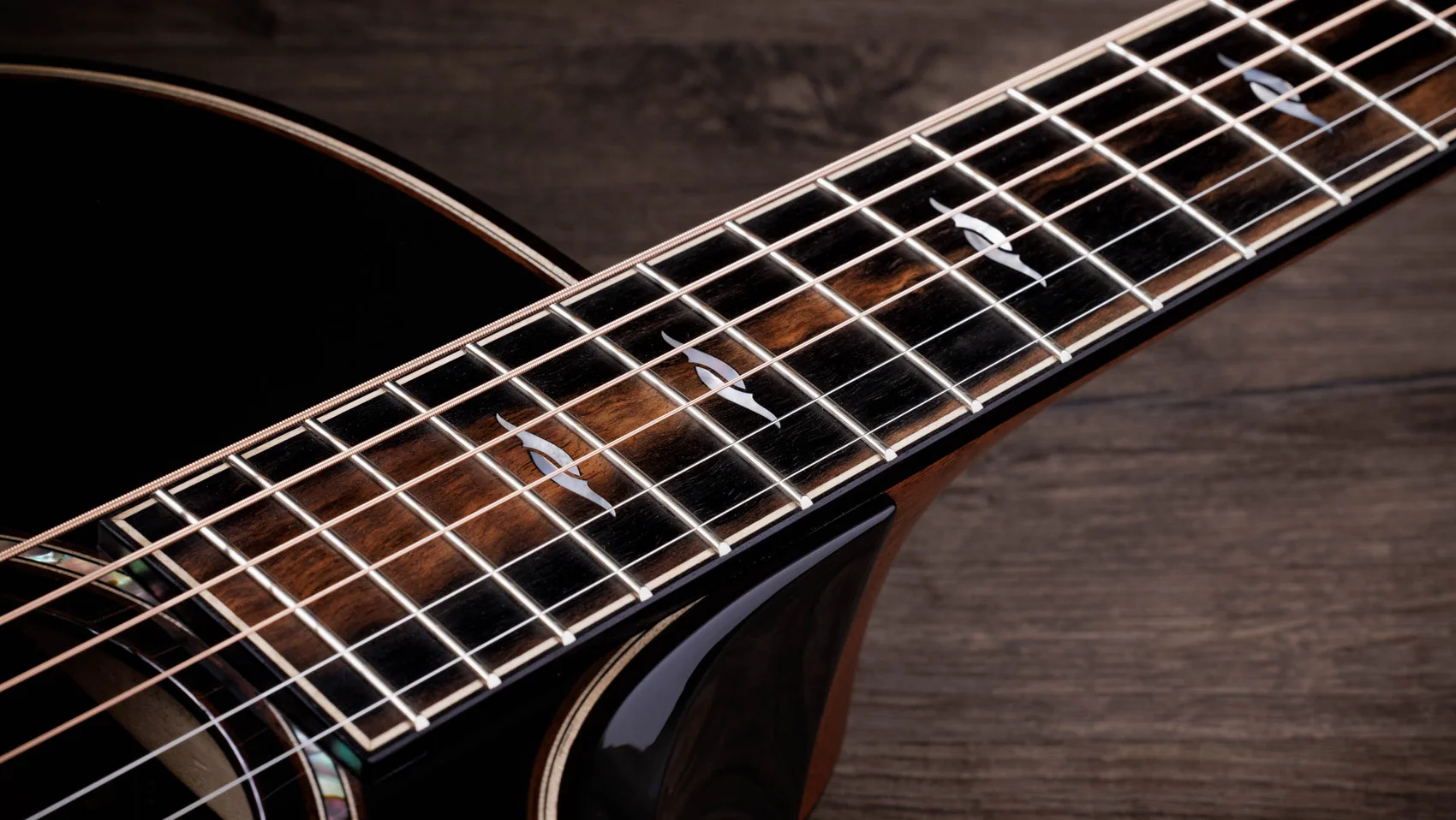 Builder's Edition 814ce BlacktopIndian Rosewood