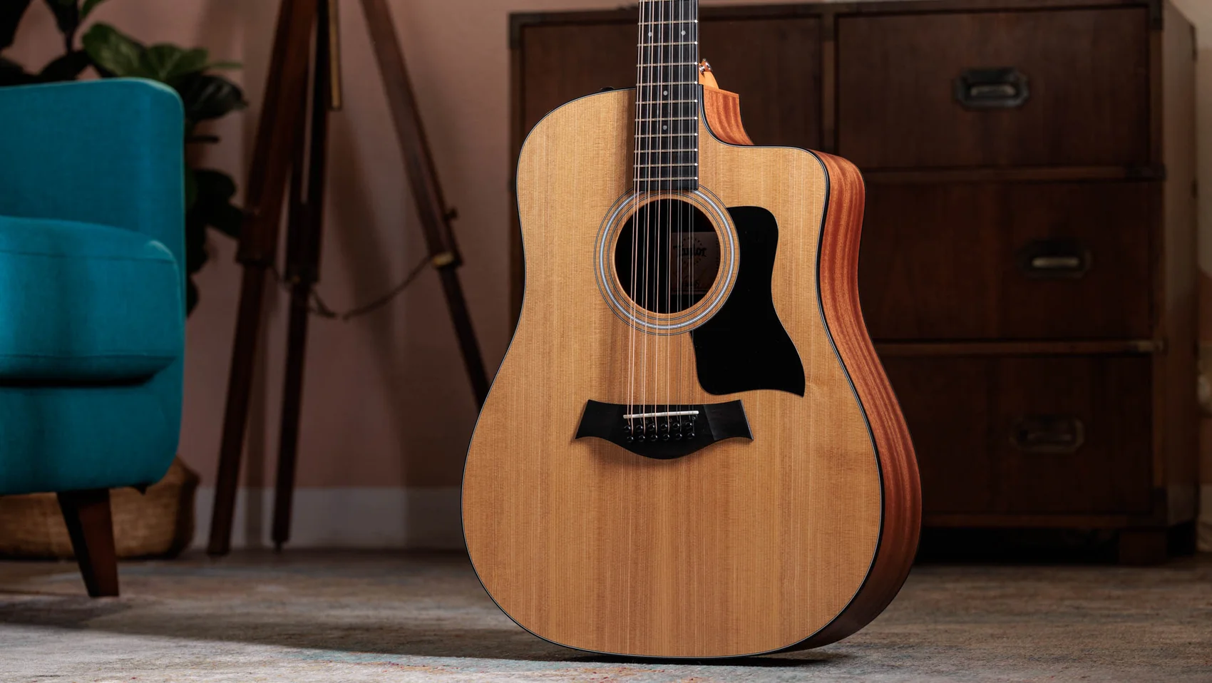 Taylor 150e12弦 アコースティックギター 美品 150ce レイヤード・サペリ アコースティック エレクトリック ギター
