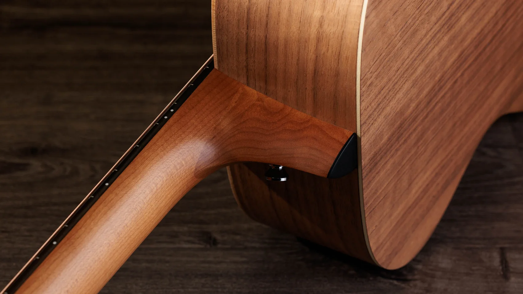 Taylor Academy 12　テイラーアコースティックギター Amazon.com: Taylor Academy 12 : Musical Instruments