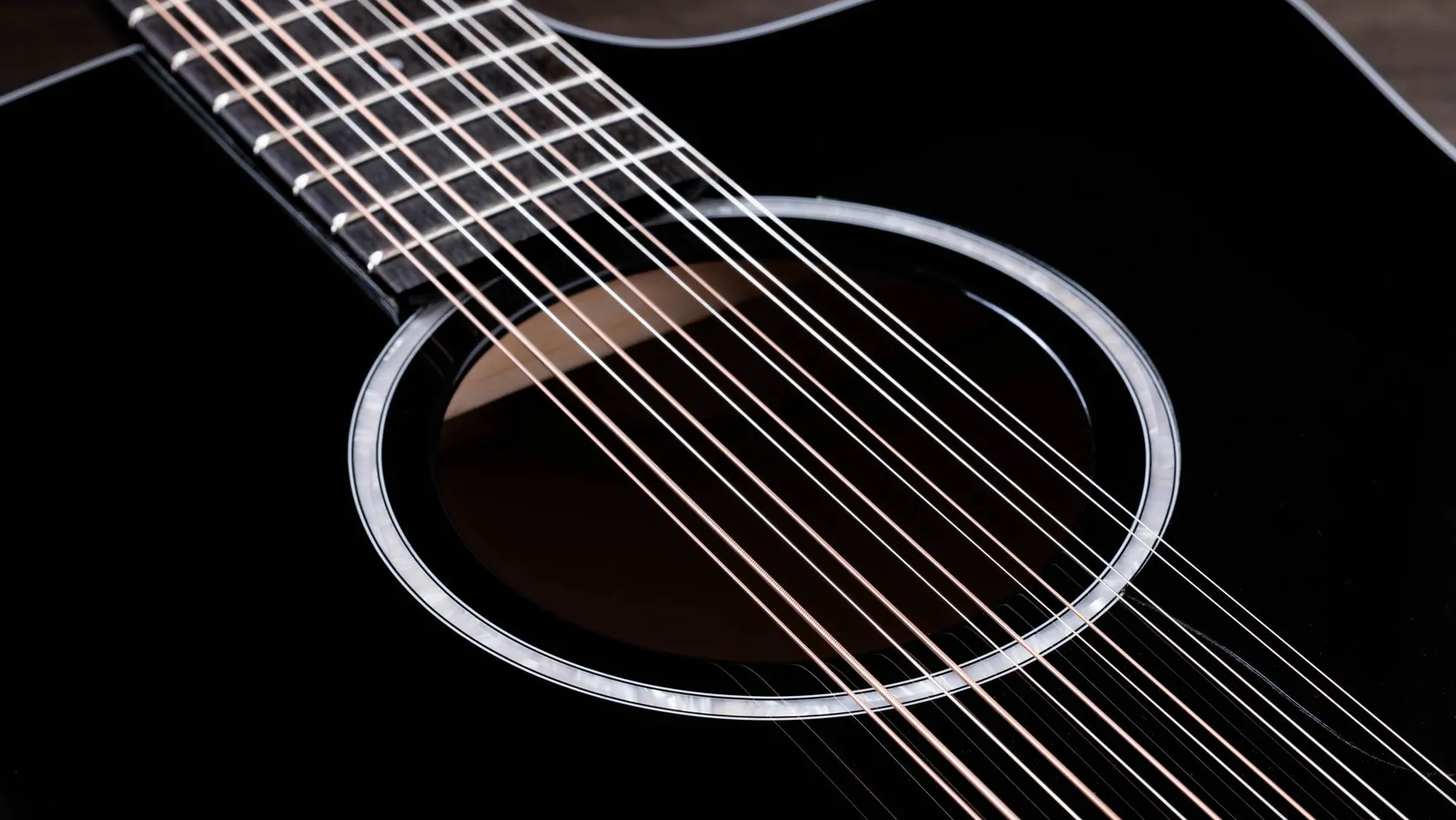 250ce-BLK PlusBig Leaf Mapleアコースティックエレクトリックギター