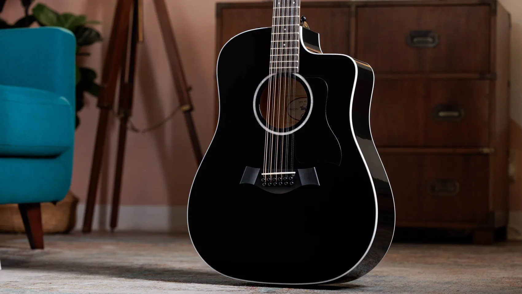 250ce-BLK PlusBig Leaf Mapleアコースティックエレクトリックギター
