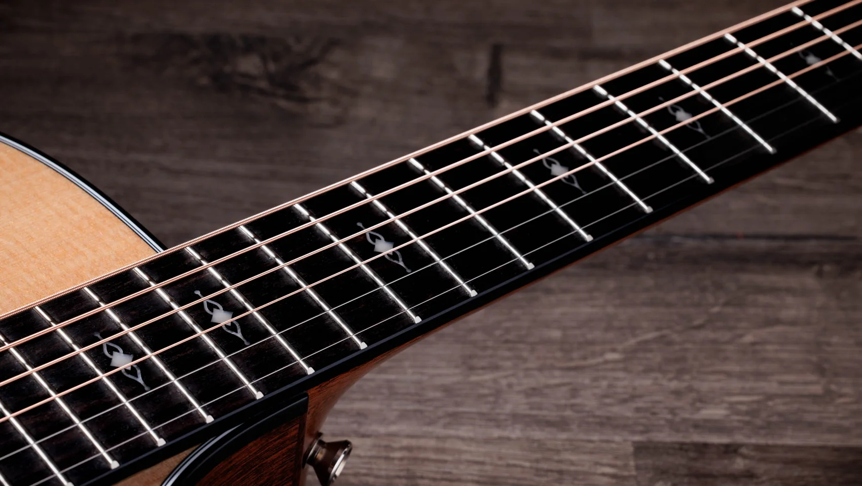 312ceSapeleアコースティック エレクトリック ギター | Taylor Guitars