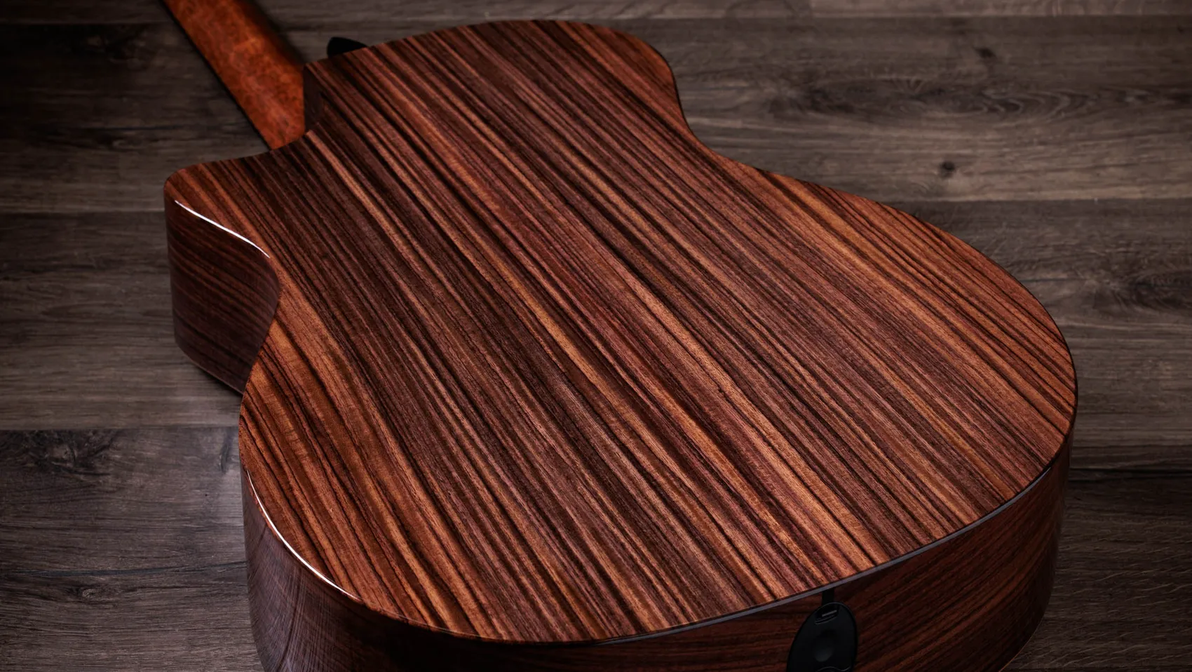 インディアン・ローズウッド・アコースティック・エレクトリックギター