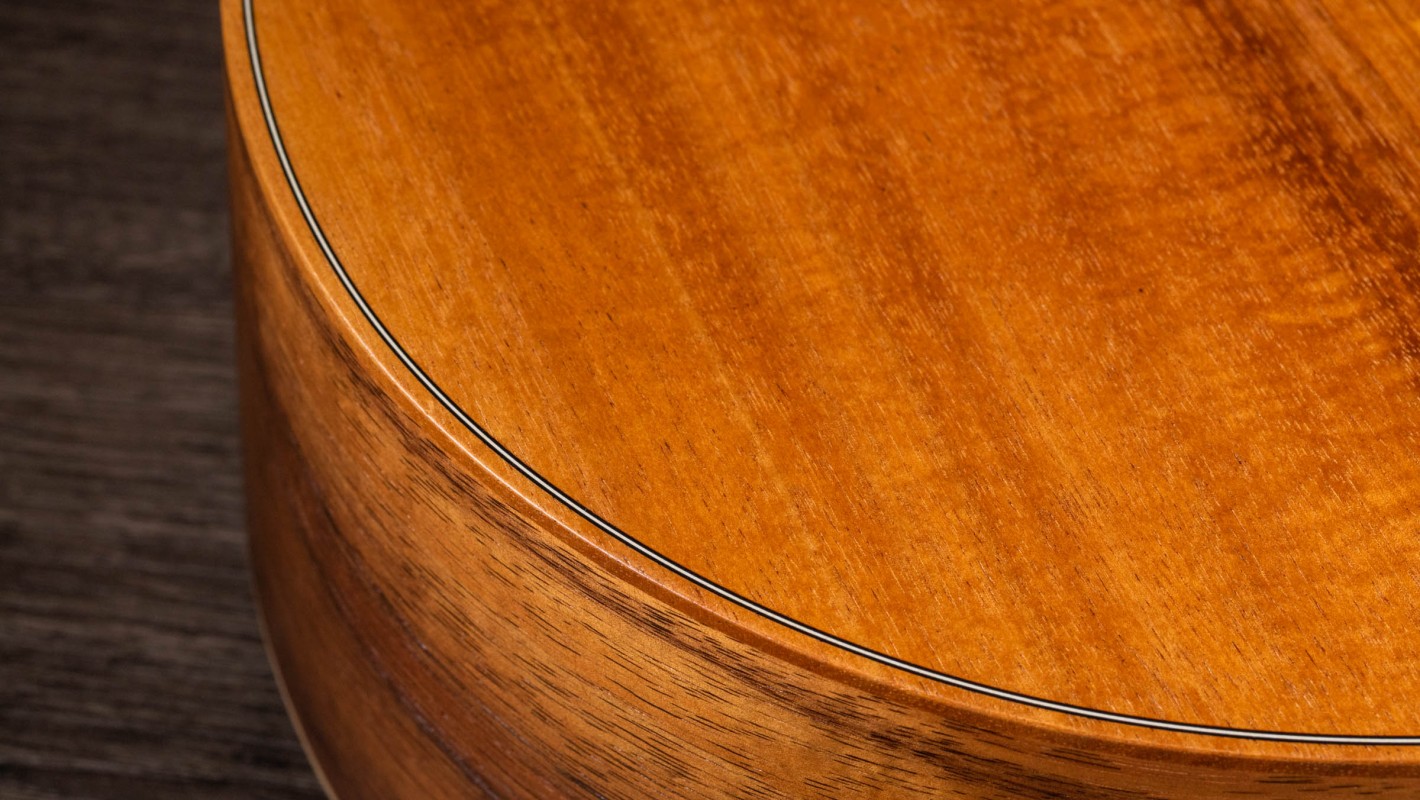GS Mini-e Koa レイヤード・コア アコースティック