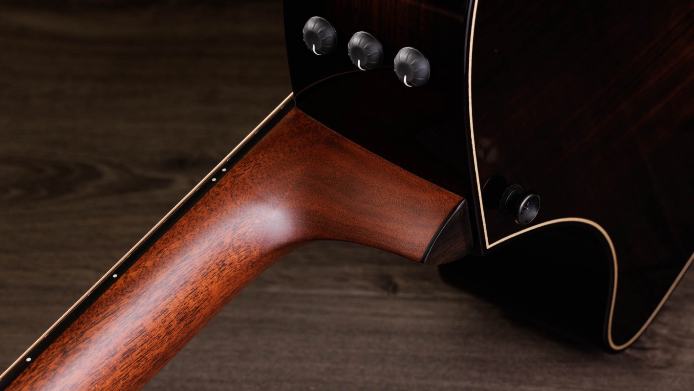 Builder's Edition 814ce BlacktopIndian Rosewood