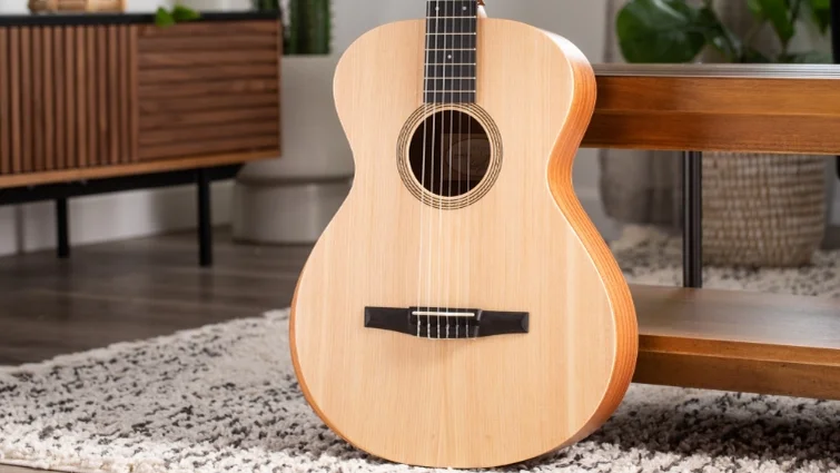 Academy Series アコースティックギター | Taylor Guitars