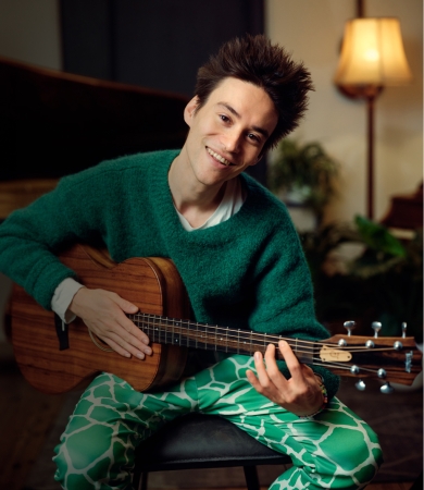 Jacob Collier Mobile Photo