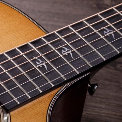 アコースティックギター | Taylor Guitars
