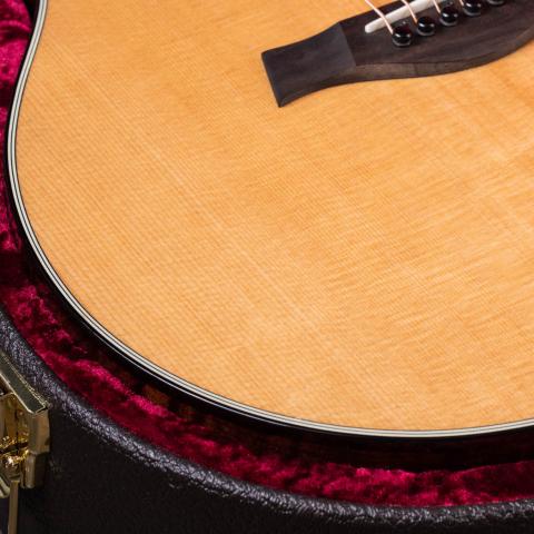 600 Series アコースティックギター | Taylor Guitars