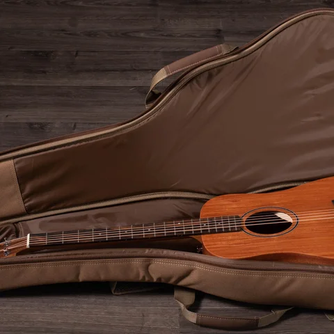 Baby | Taylor Guitars