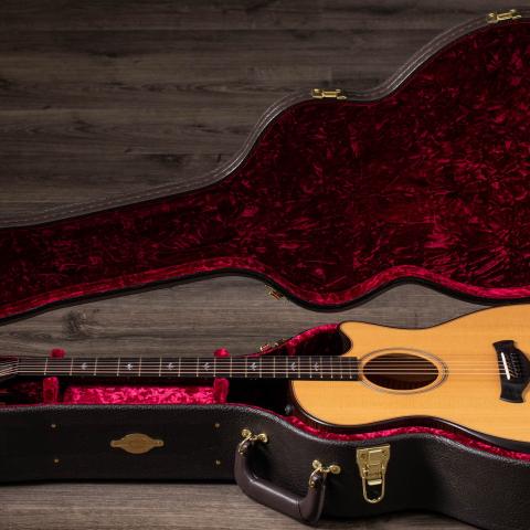 600 Series アコースティックギター | Taylor Guitars