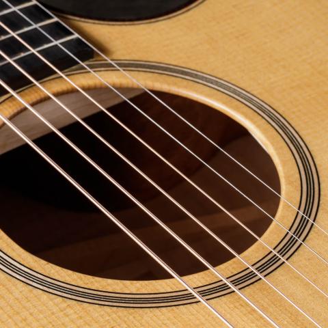 600 Series アコースティックギター | Taylor Guitars