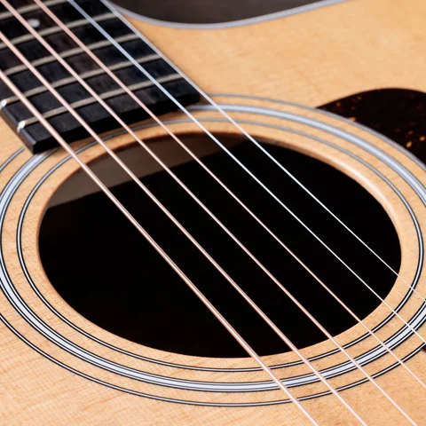 200 Series アコースティックギター | Taylor Guitars