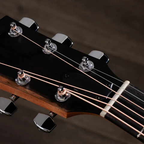 Taylor ギター 200 Series アコースティックギター | Taylor Guitars