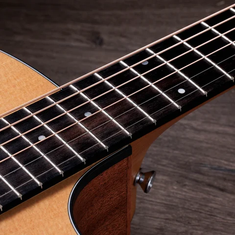 アコースティックギター | Taylor Guitars