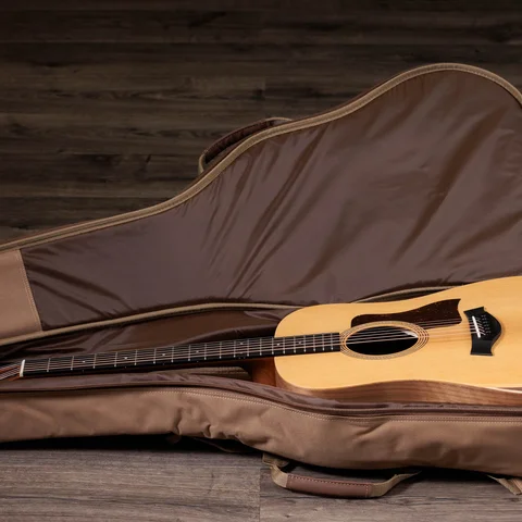 Academy Series アコースティックギター | Taylor Guitars