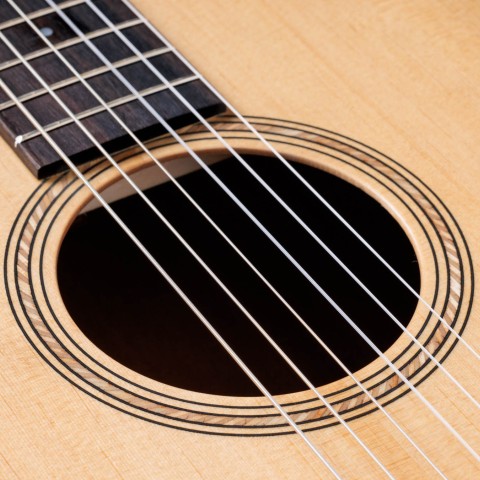 Academy Series アコースティックギター | Taylor Guitars