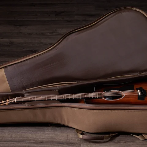 260ce-K DLX Bajo Quinto