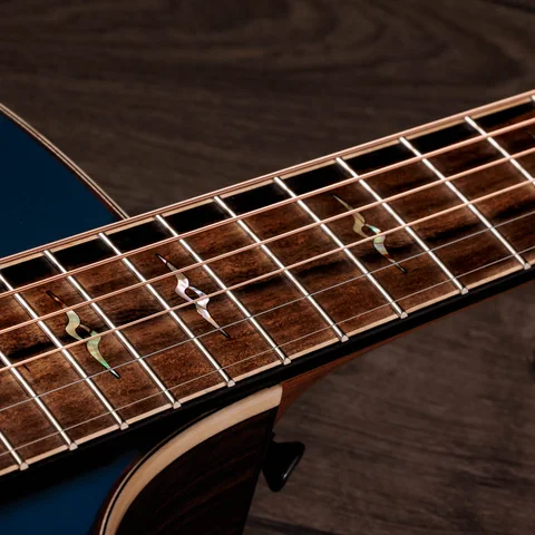 814ce Special Edition, Sapphire