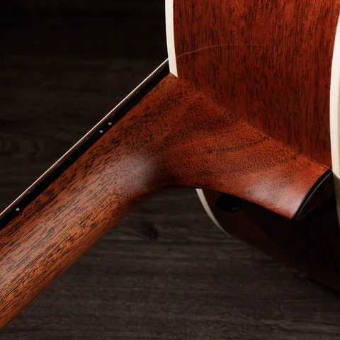 Gold Label 517e Blacktop