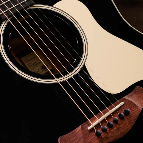 Gold Label 517e Blacktop