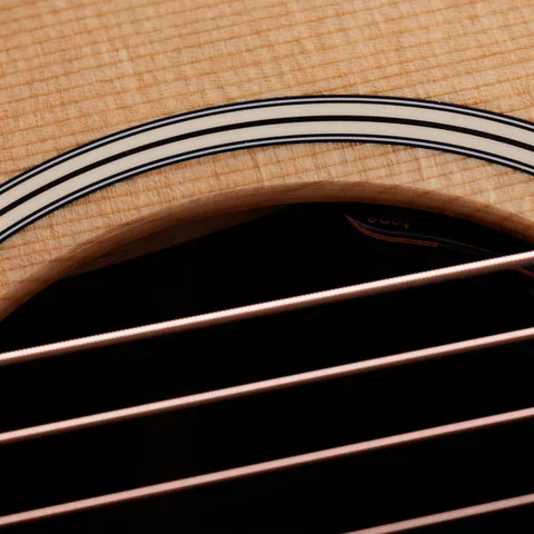 700 Series アコースティックギター | Taylor Guitars