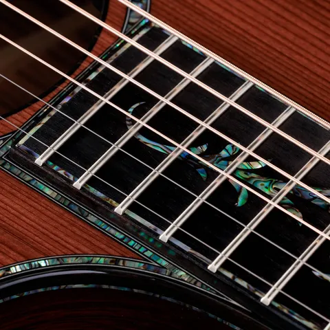 Presentation シリーズアコースティックギター | Taylor Guitars