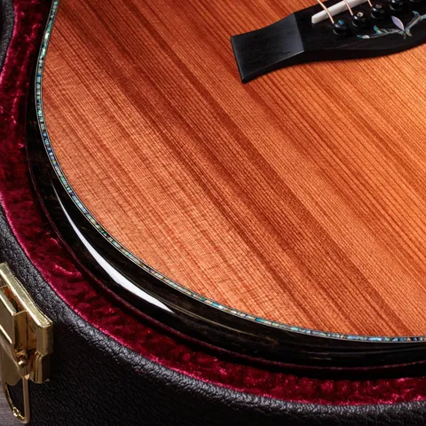 Presentation シリーズアコースティックギター | Taylor Guitars