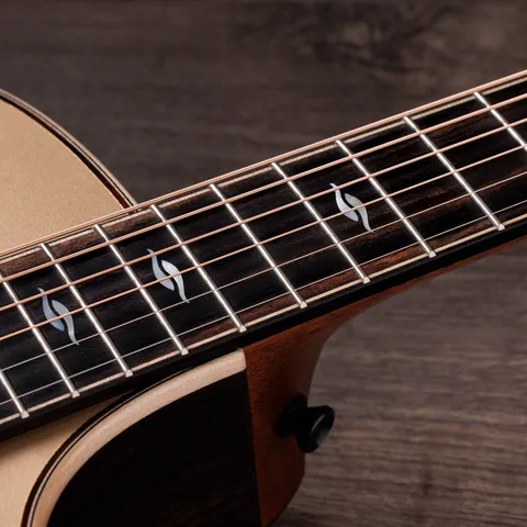 Next Generation 814ce LTD