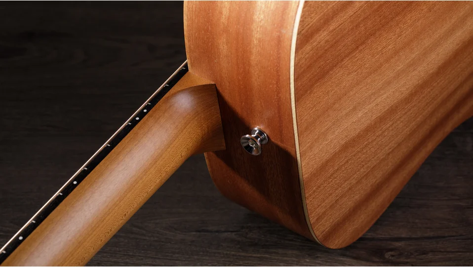 Baby Mahogany (BT2)Layered Sapeleアコースティックギター | Taylor